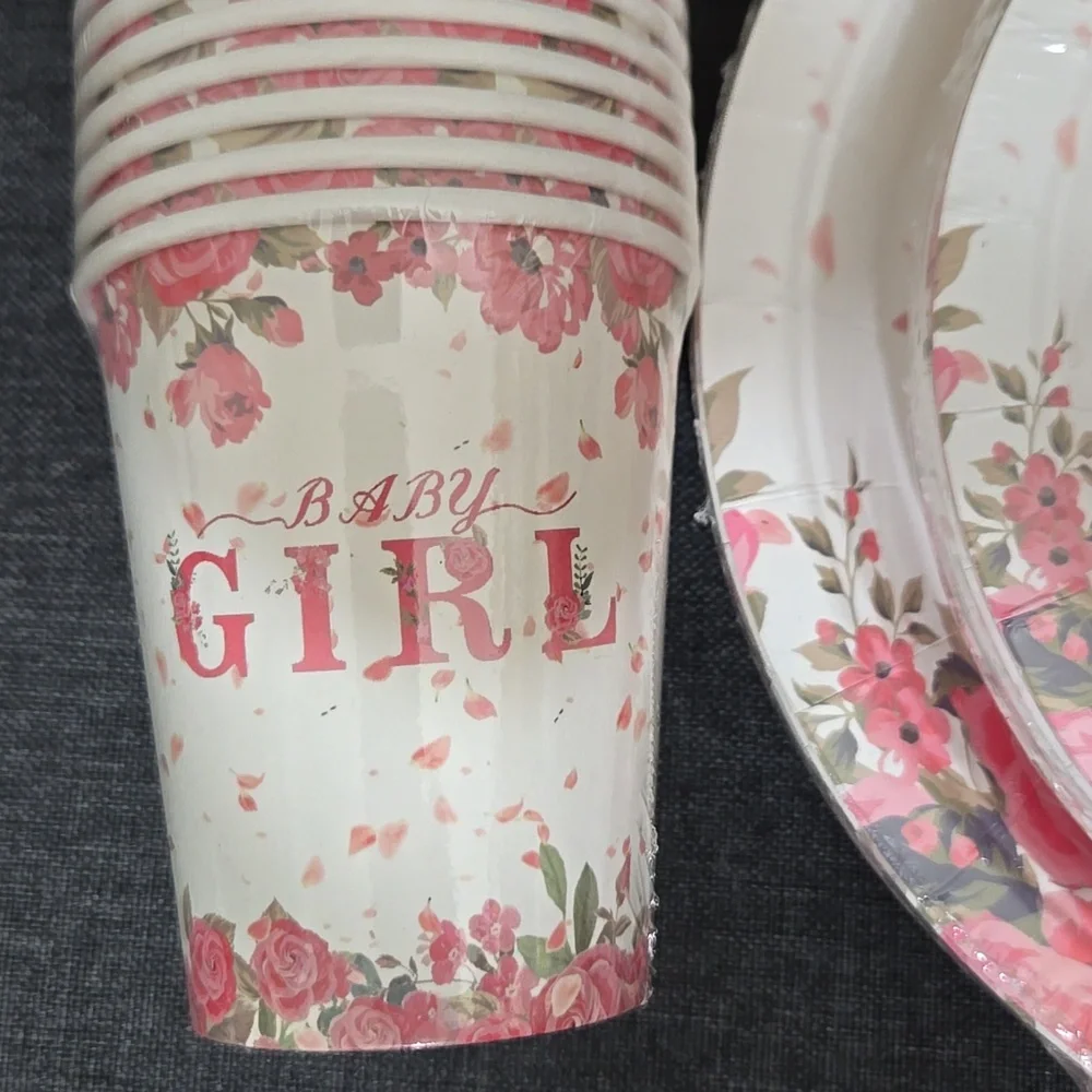 💥NWOT Baby Girl Cups & Plates Set 25 Pc.